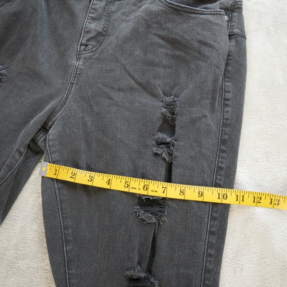 Torrid Bombshell Skinny 22R Black Premium Stretch High Rise Destructed Jeans - Picture 9 of 12